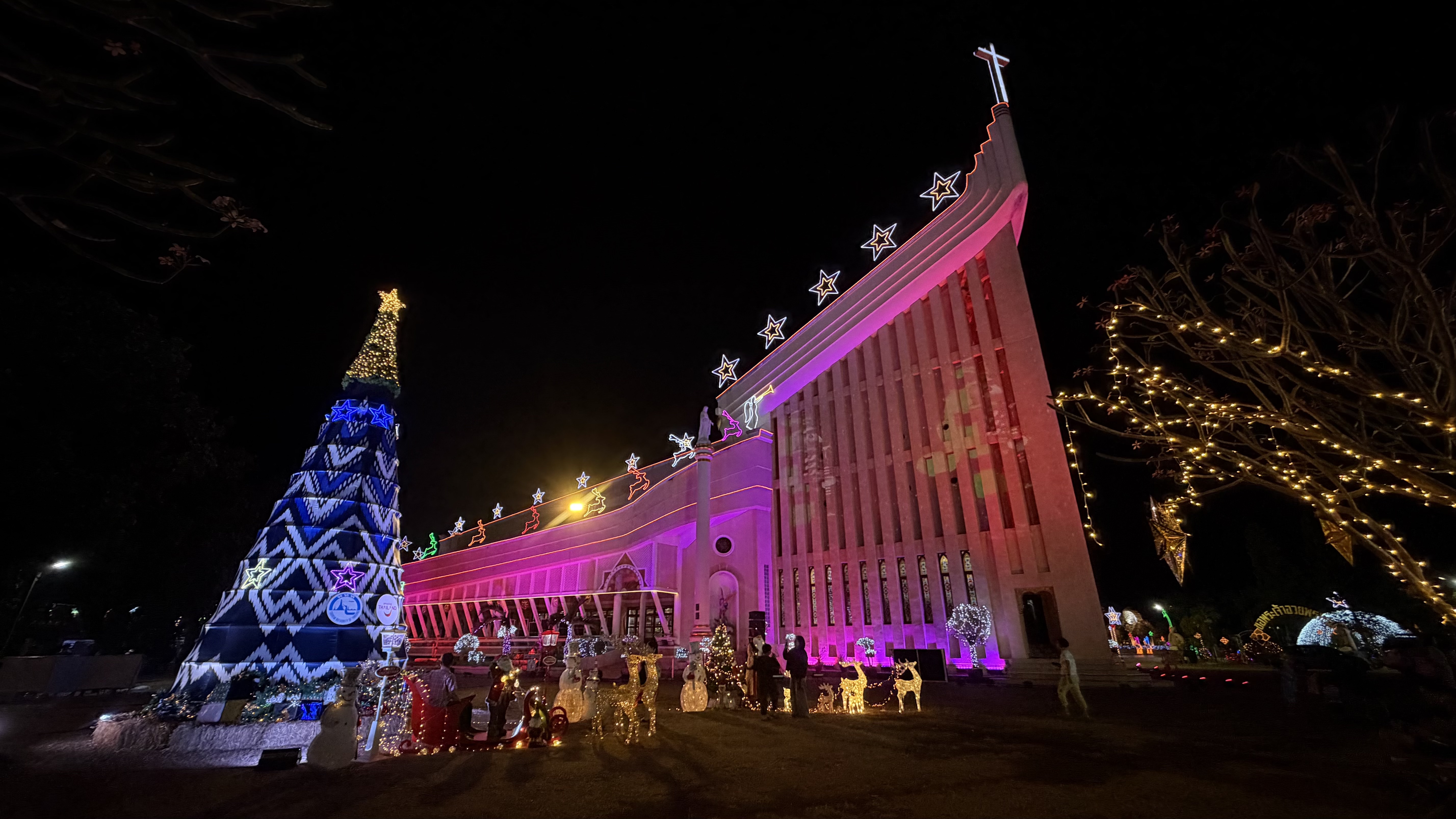  ททท. นำร่องยกระดับ “แห่ดาวคริสต์มาส สกลนคร” จาก Local Event สู่ Signature Thailand Event หวังดึงนักท่องเที่ยวคุณภาพกระตุ้นท่องเที่ยวไฮซีซั่น 