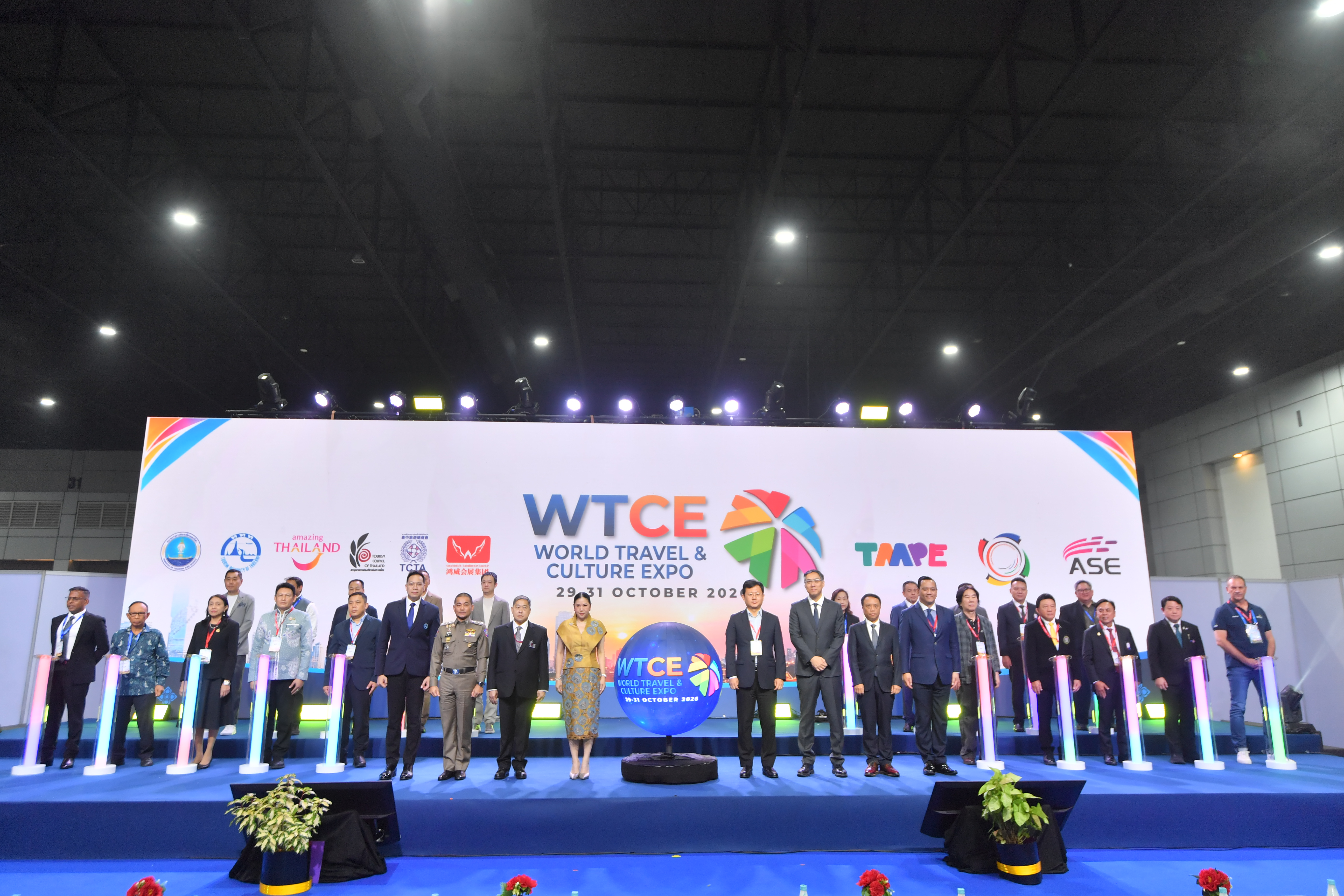 ททท. ผนึกพันธมิตร เปิดเวที WTCE 2026 เชื่อมเครือข่ายธุรกิจไทย-จีนและนานาชาติ ยกระดับประเทศไทยสู่ศูนย์กลางท่องเที่ยว วัฒนธรรม และความบันเทิงอาเซียน