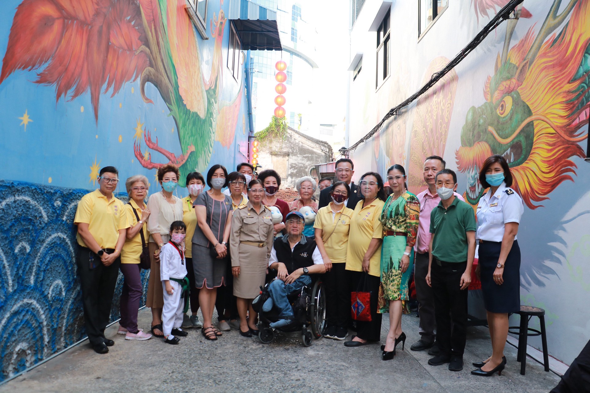 ททท. ส่งมอบภาพ “Amazing Thailand Phoenix Wall” สัญลักษณ์แห่งพลัง ความมั่งคั่ง และสุขสมบูรณ์อย่างไม่มีที่สิ้นสุด แก่ชุมชนตลาดน้อยหวังส่งเสริมการท่องเที่ยวเชิงวัฒมธรรม