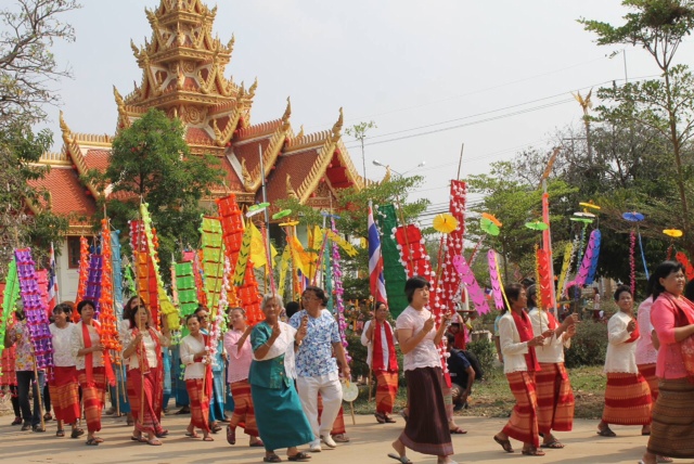 สงกรานต์ชาวมอญ วัดทองบ่อ อ.บางปะอิน จ.อยุธยา 14 เมษายน 2558