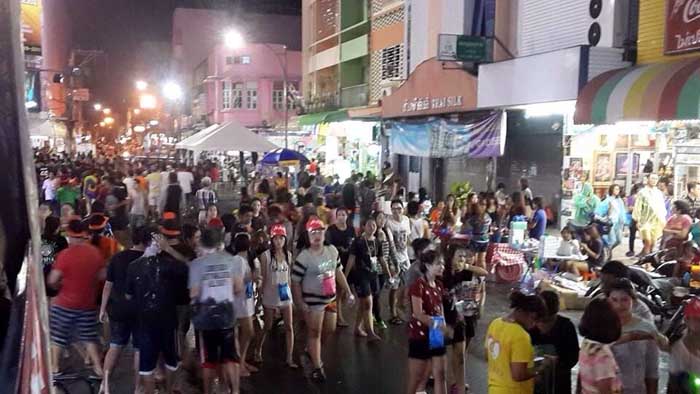 บรรยากาศงานหาดใหญ่ มิดไนท์ สงกรานต์2558