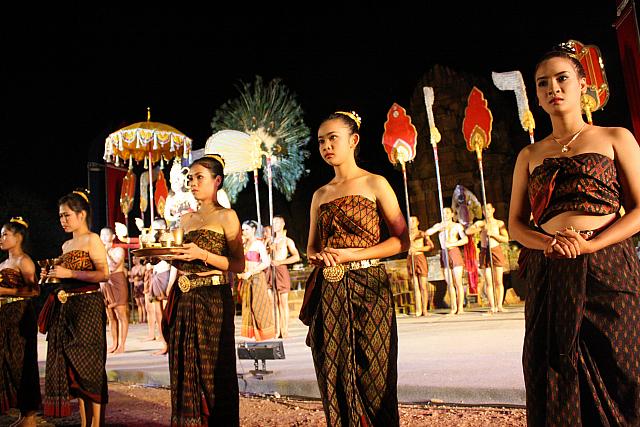 ททท. ขอเชิญสัมผัสความมหัศจรรย์พนมรุ้ง ประตูแห่งกาลเวลา สุริยาสาดส่องตรง ๑๕ ช่องประตูใน “งานมหัศจรรย์พนมรุ้ง” จ.บุรีรัมย์