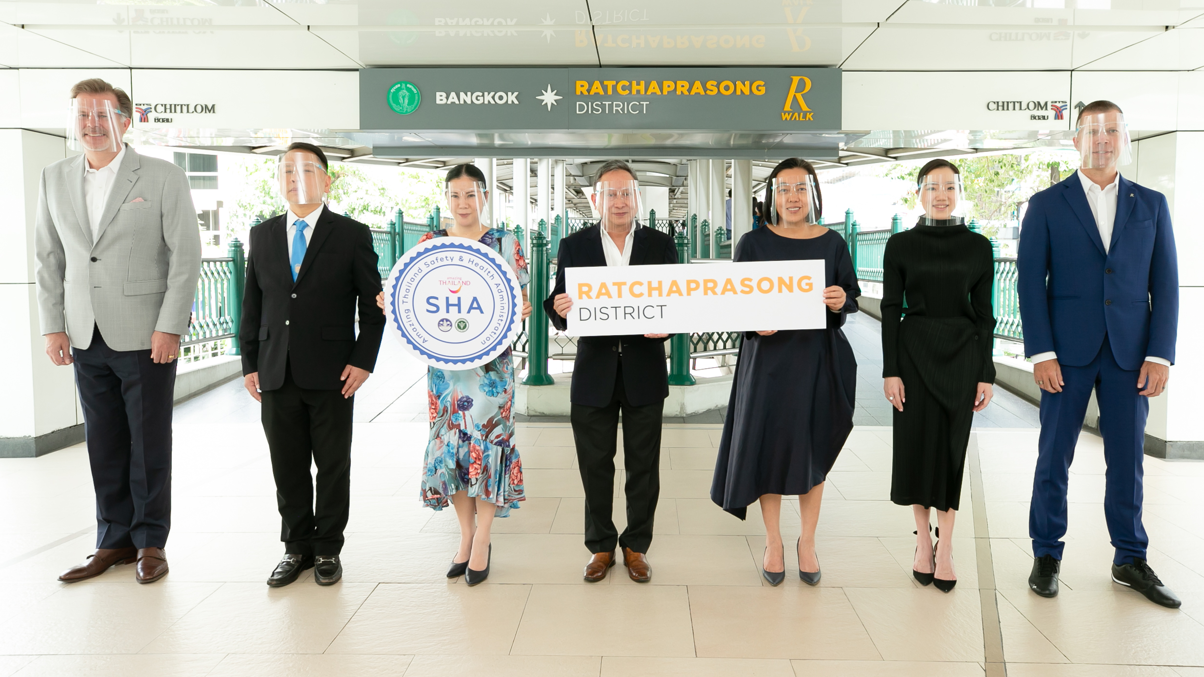 ททท. และ สมาคมผู้ประกอบวิสาหกิจในย่านราชประสงค์  ปักธง ราชประสงค์ ย่านแรกในประเทศไทย ได้รับตราสัญลักษณ์SHAครบทั้งย่าน ตอกย้ำความความปลอดภัยด้านการท่องเที่ยวใจกลางกรุงเทพฯ