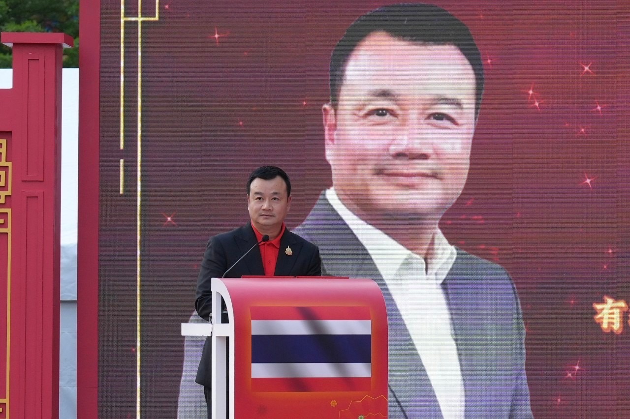รมว.ท่องเที่ยว และเอกอัครราชทูตสาธารณรัฐประชาชนจีน ร่วมพิธีกล่าวคำอวยพรเทศกาลตรุษจีน ประจำปี 2568 ฉลอง 50 ปีทองแห่งมิตรภาพจีน-ไทย ณ ลานหน้าศูนย์การค้าเซ็นทรัลเวิลด์