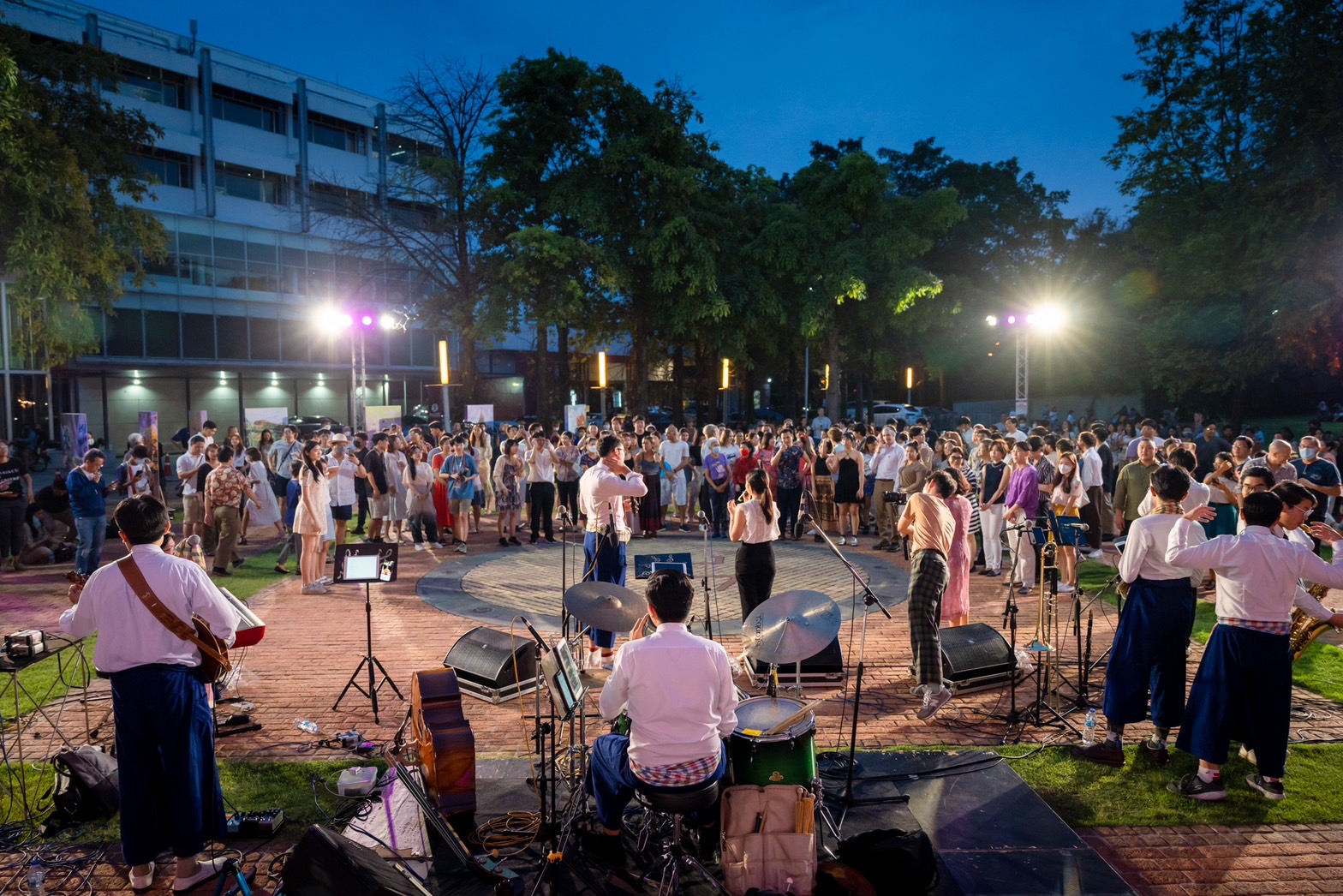 ททท. จัดกิจกรรม Swing Night at the Museum ต่อยอดโครงการ Amazing Thailand NFTs Season 2 ส่งเสริมการท่องเที่ยวไทย ด้วยเศรษฐกิจเชิงสร้างสรรค์ พร้อมก้าวสู่ Smart tourism