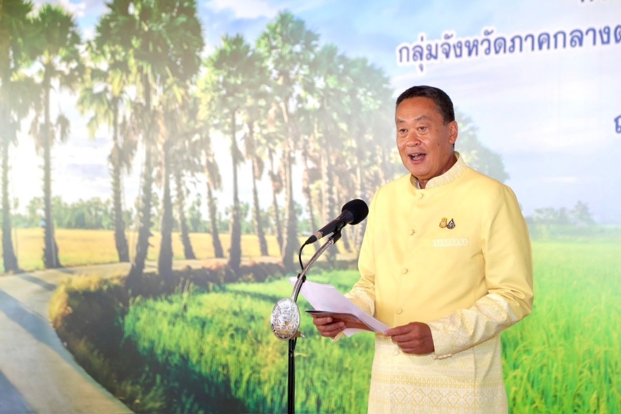 นายกรัฐมนตรีพร้อมด้วยคณะรัฐมนตรี ลงพื้นที่กลุ่มจังหวัดภาคกลางตอนล่าง 2 และประชุม ครม. สัญจร ณ จังหวัดเพชรบุรี ดึงจุดแข็งสินค้าท่องเที่ยวจังหวัดเพชรบุรี ผลักดันการท่องเที่ยวเชื่อมโยงข้ามภูมิภาค