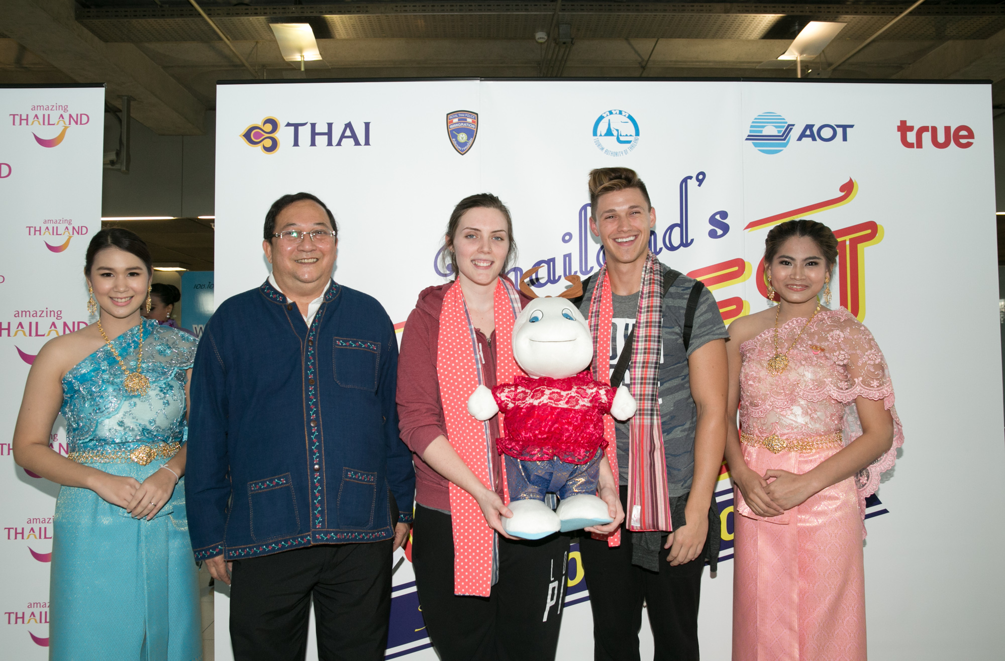 ททท. ต้อนรับนักท่องเที่ยวคนที่ 27 ล้าน ในโครงการ “ทุกล้านคน ลุ้นเที่ยวฟรีเมืองไทย”